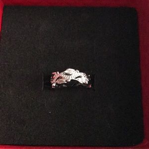 Sterling silver leaf band